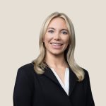 Keelie Navia, Agent